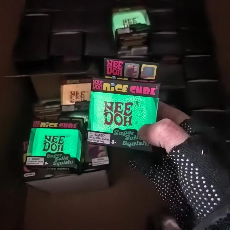 New Schylling Needoh Nice Cube - огляд і ціна Fidget Cube Original